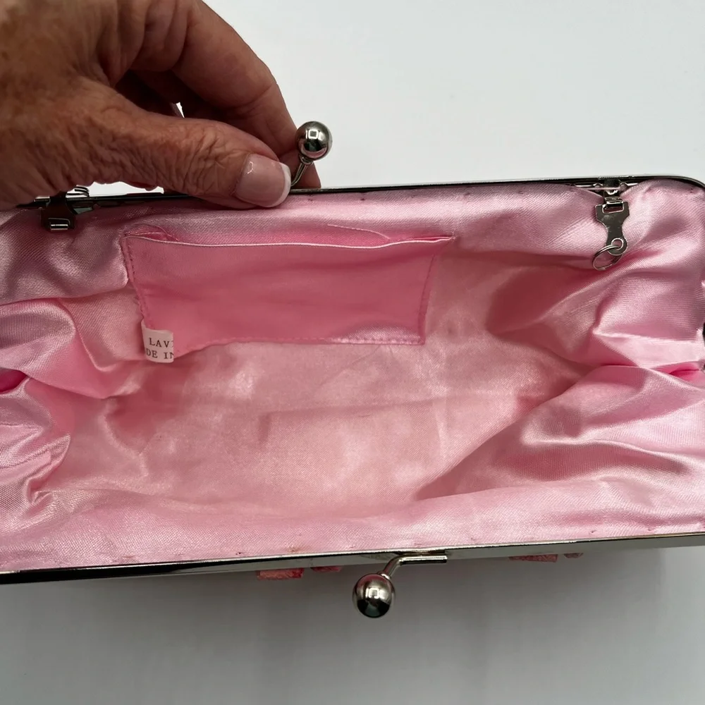 Beaded Pink Sequin Kisslock Clutch - Picture 9 of 9